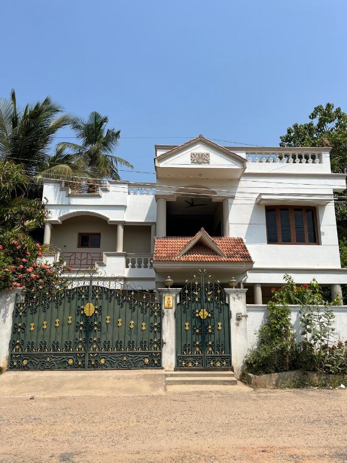 Tulip Villa 3Bhk 2Bhk And 1Bhk Located Near Chunnambar Boat House And Paradise Beach Pūrnānkuppam エクステリア 写真