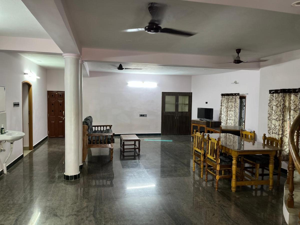 Tulip Villa 3Bhk 2Bhk And 1Bhk Located Near Chunnambar Boat House And Paradise Beach Pūrnānkuppam エクステリア 写真
